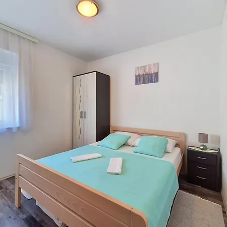 Vigi-2 By Interhome *