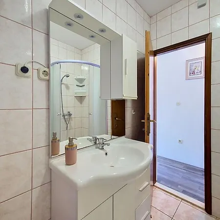 Vigi-2 By Interhome Apartment